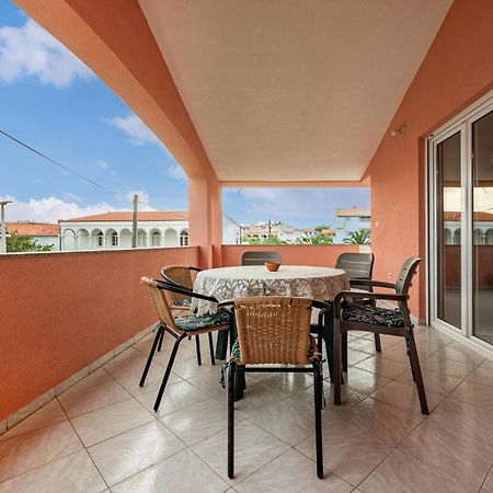 Beautiful Apartment In Vir With Wifi Exterior photo