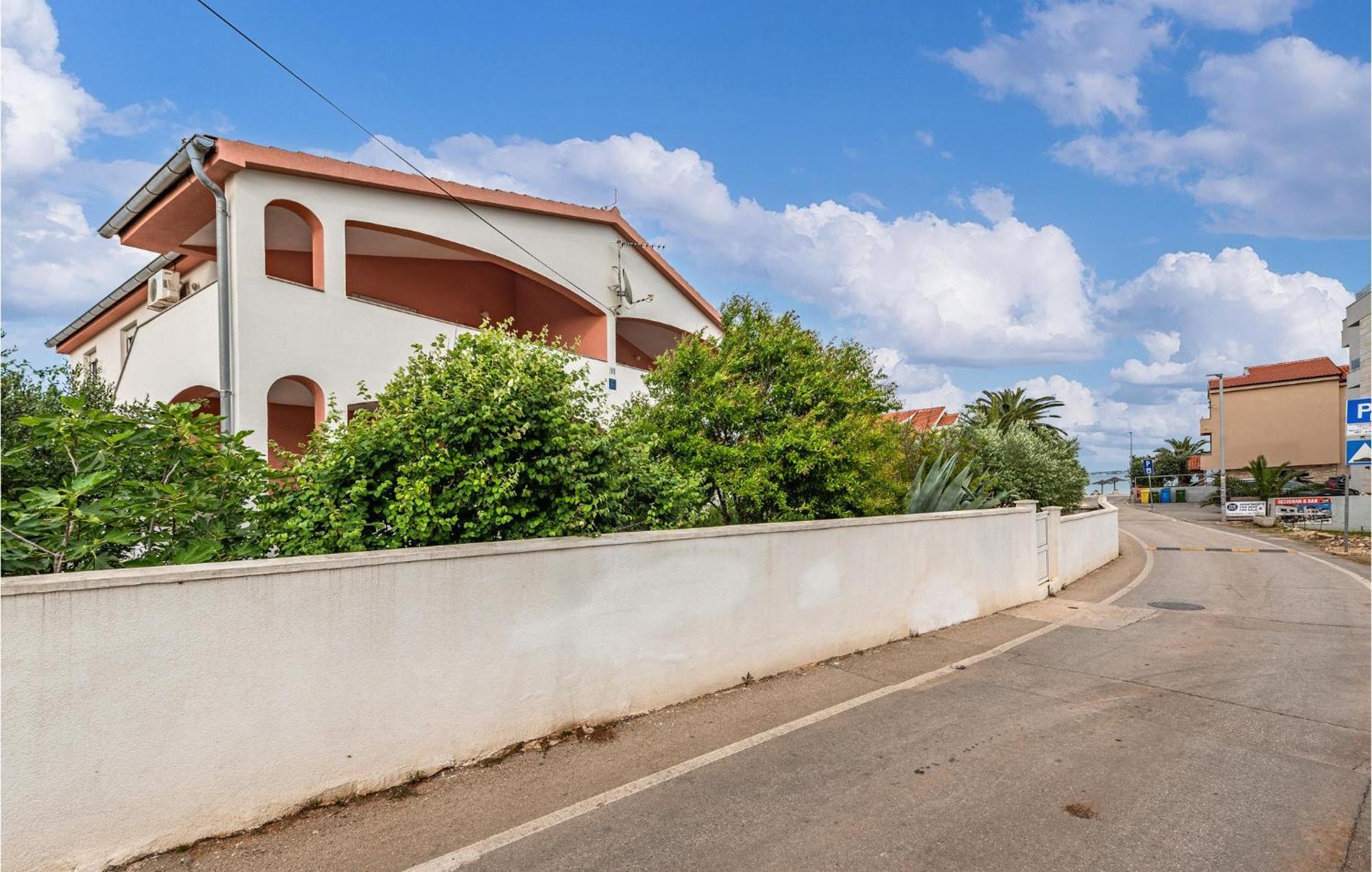Beautiful Apartment In Vir With Wifi Exterior photo