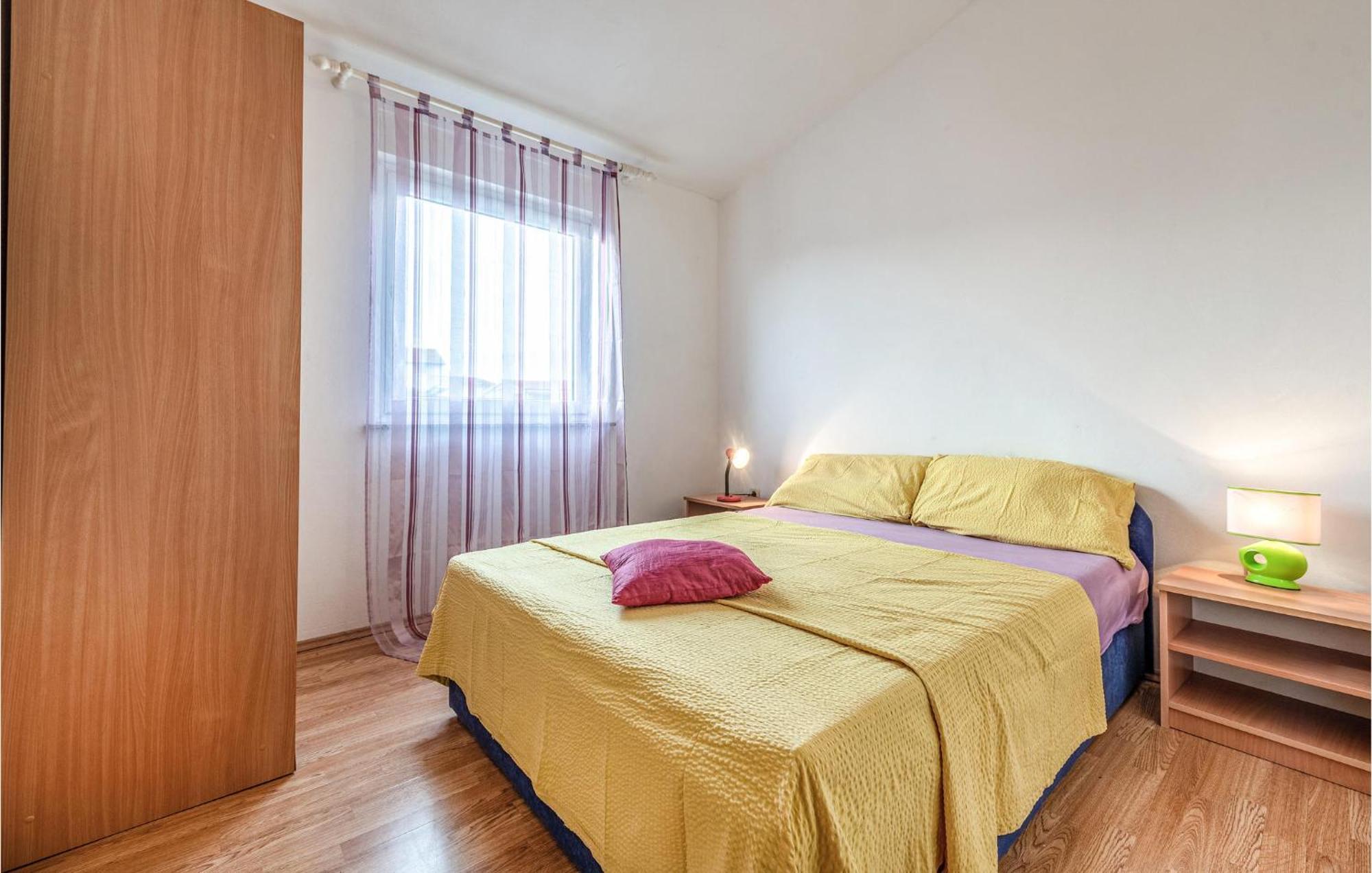 Beautiful Apartment In Vir With Wifi Exterior photo